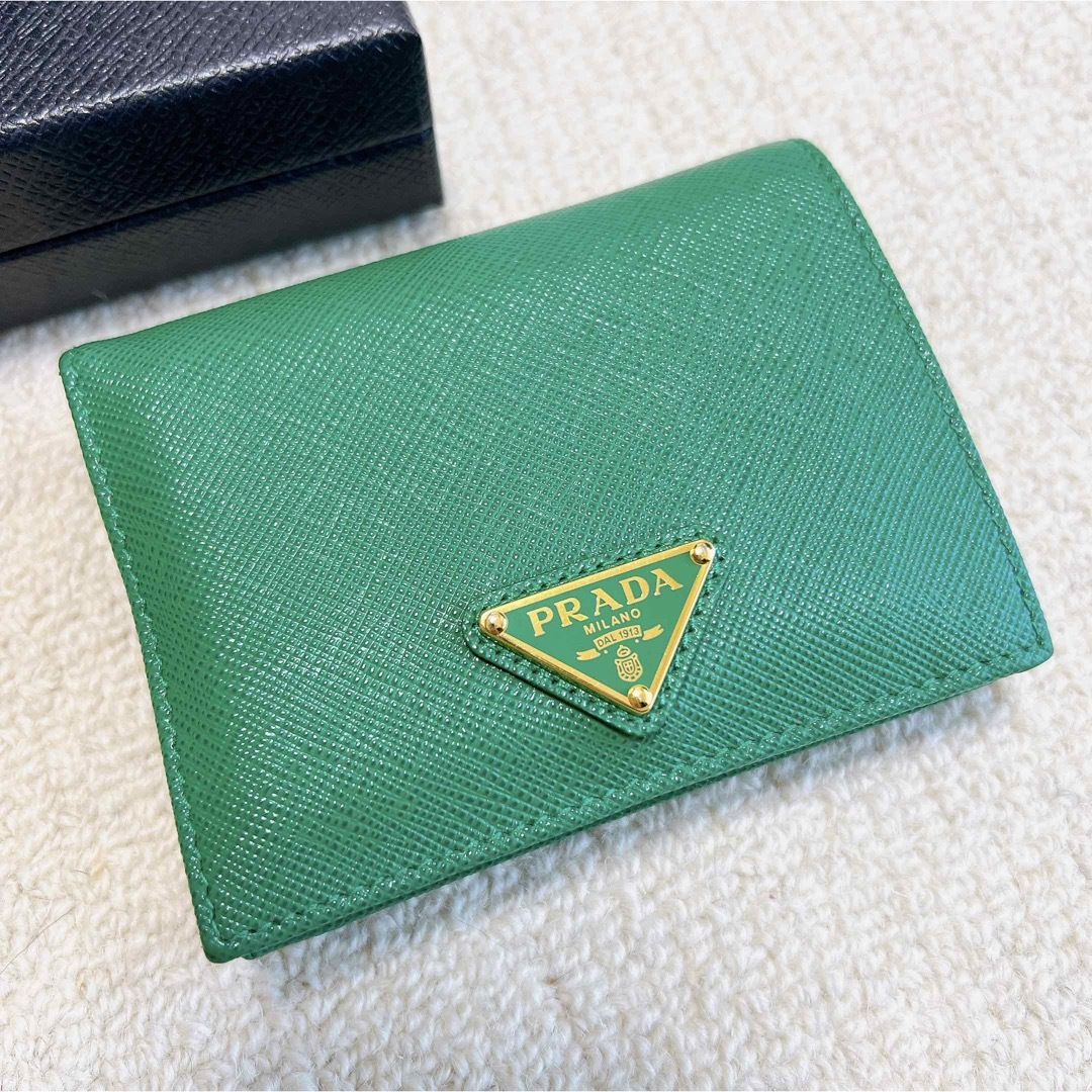 Prada 財布