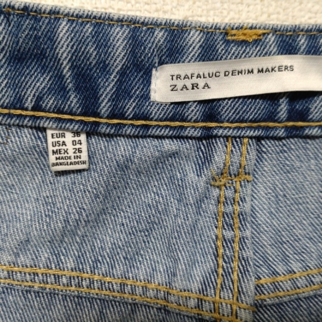 ZARA(ザラ)のZARA TRAFALUC デニム ジーンズ Sサイズ レディースのパンツ(デニム/ジーンズ)の商品写真