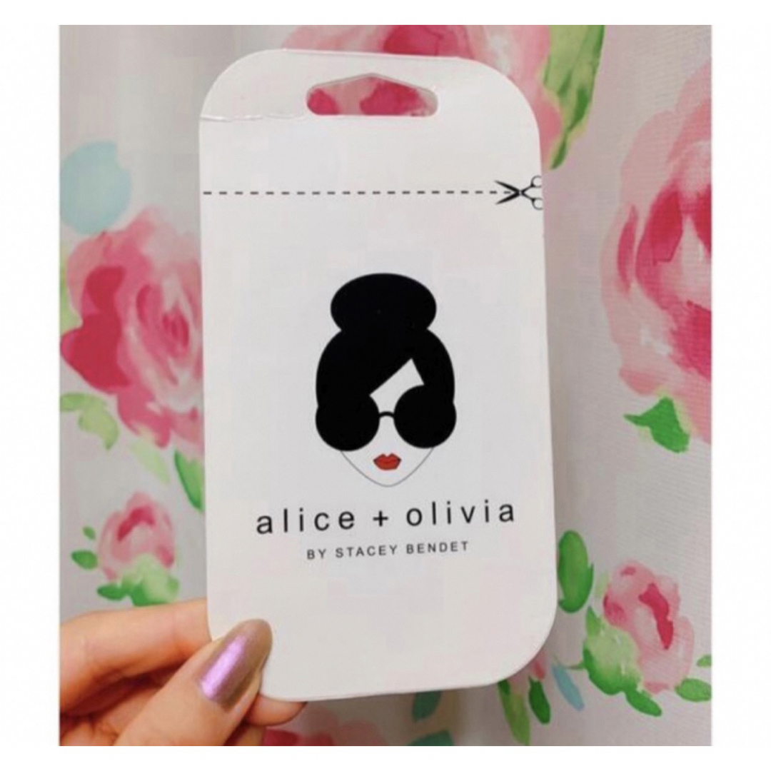 Alice+Olivia(アリスアンドオリビア)のAlice Olivia ノベルティスマホスタンド スマホリング アクセサリー スマホ/家電/カメラのスマホアクセサリー(その他)の商品写真