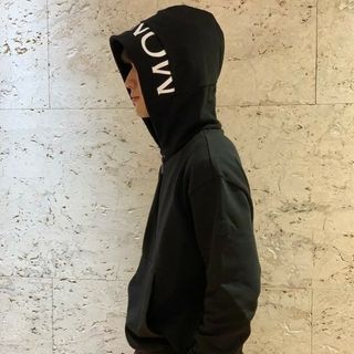MONCLER(ブラック/黒色系)のフリマアイテム一覧 MONCLER(ブラック/黒色系)のフリマアイテム一覧