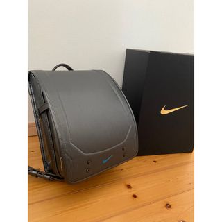 ナイキ(NIKE)の箱付き　NIKE ランドセル　ブルー✖️ダークグレー(ランドセル)