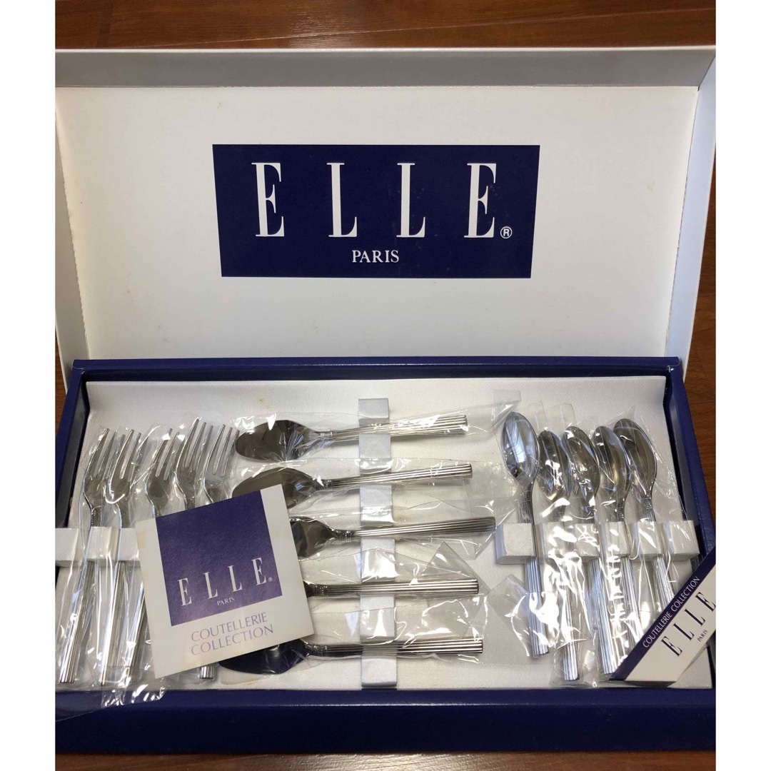 ELLE(エル)のELLE  オデオン カフェ・ムースセット 15pcs インテリア/住まい/日用品のキッチン/食器(カトラリー/箸)の商品写真