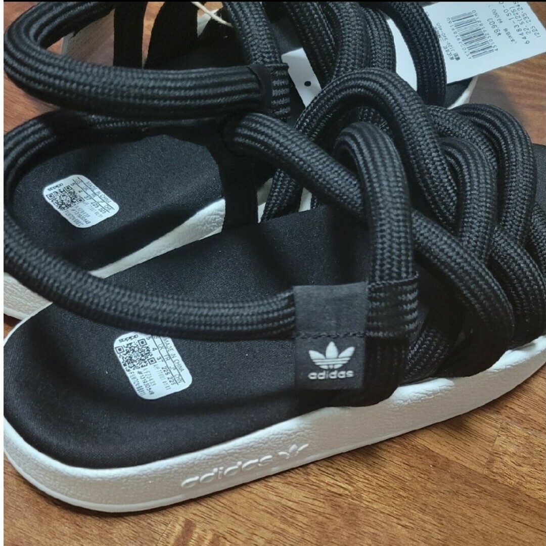 Originals（adidas）(オリジナルス)のadidas 　サンダル ADILETTE NODA W FZ6438 レディースの靴/シューズ(サンダル)の商品写真