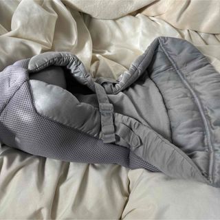 エルゴベビー(Ergobaby)の【美品】　エルゴベビー インファントインサート　グレー(抱っこひも/おんぶひも)