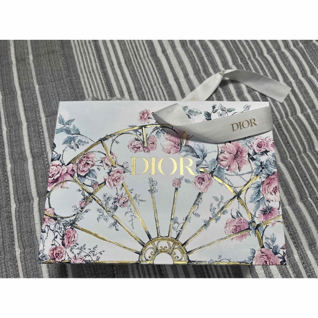 Dior(ディオール)のDior ディオール 紙袋 ショップ袋 レディースのバッグ(ショップ袋)の商品写真