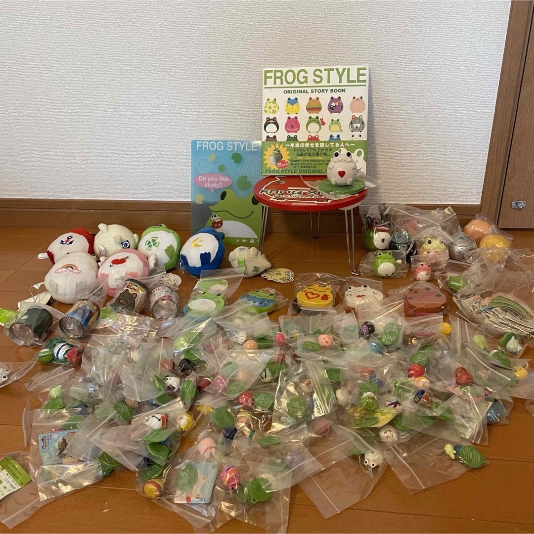 BANDAI(バンダイ)のFROGSTYLEグッズまとめ売り エンタメ/ホビーのおもちゃ/ぬいぐるみ(キャラクターグッズ)の商品写真