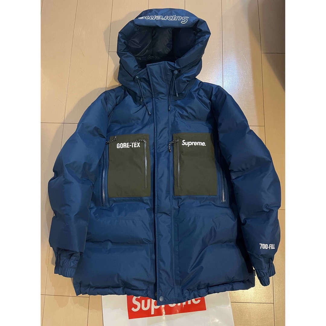 Supreme(シュプリーム)のSupreme GORE-TEX 700-Fill Down Parka 青　S メンズのジャケット/アウター(ダウンジャケット)の商品写真