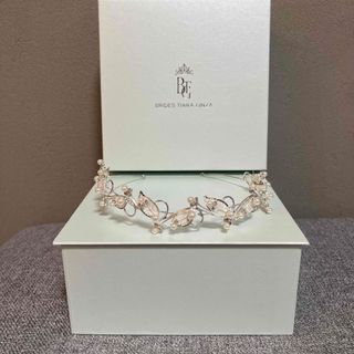 BRIDES TIARA GINZA(ヘッドドレス/ドレス)