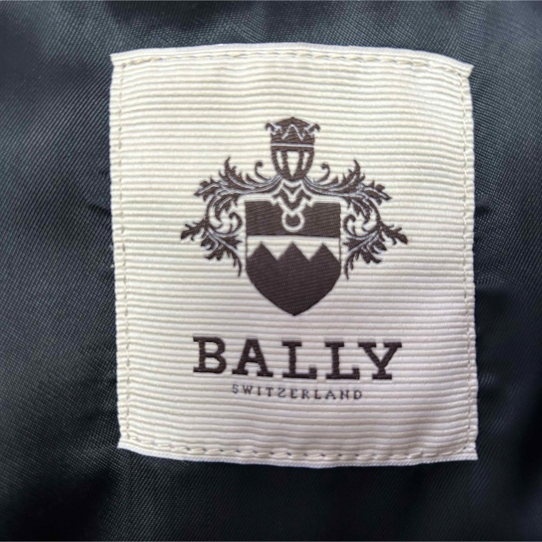 Bally(バリー)の保証書付き　BALLY ライダースジャケット　バリー　羊革 レディースのジャケット/アウター(ライダースジャケット)の商品写真