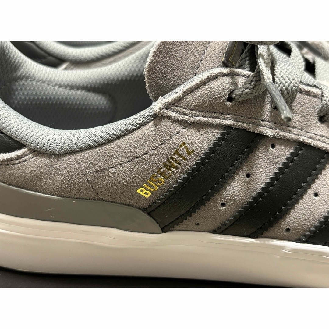 adidas(アディダス)のアディダス　ブセニッツ　バルクⅡ （GW3189）28.0cm メンズの靴/シューズ(スニーカー)の商品写真