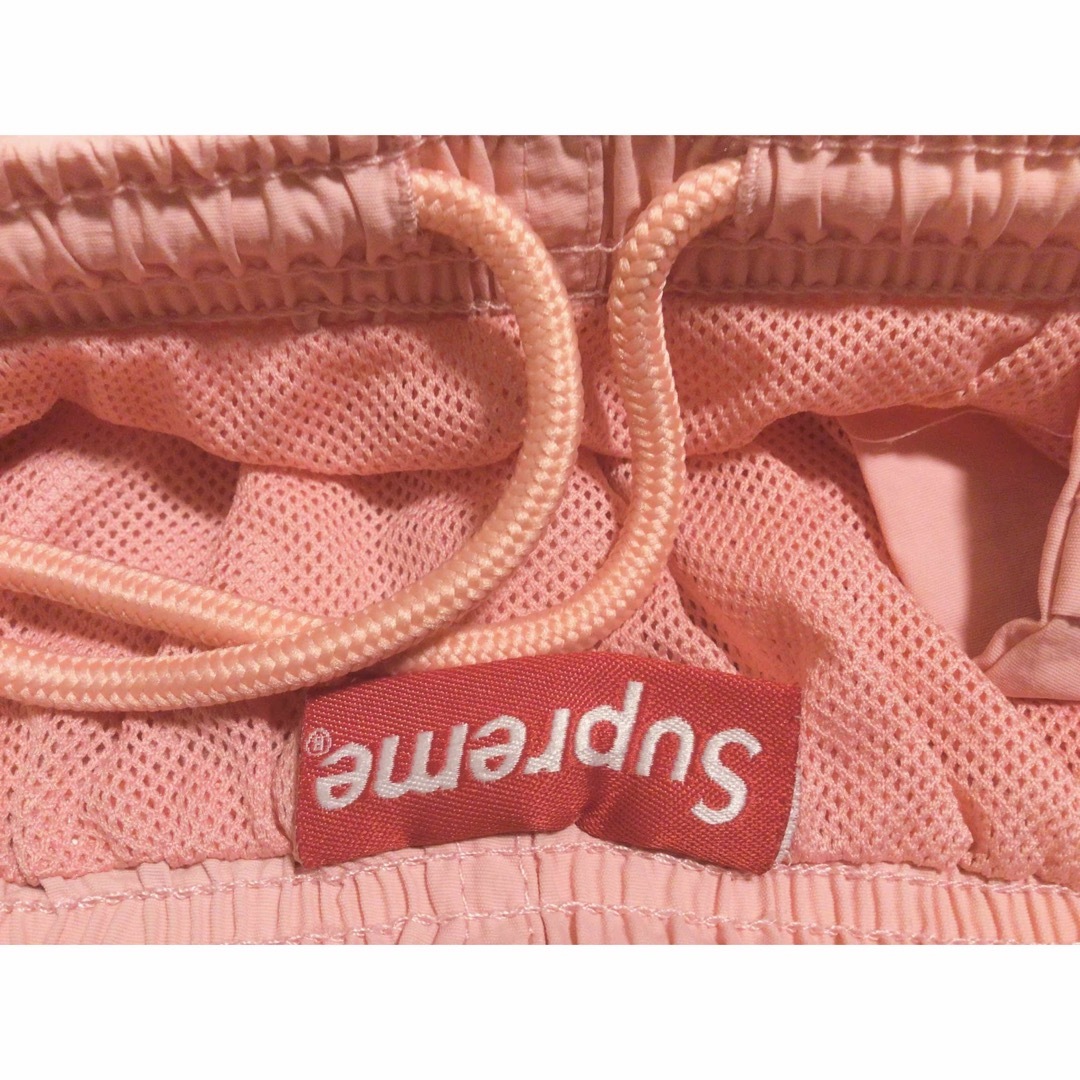 Supreme(シュプリーム)のSUPREME NYLON WATER SHORT “PINK” Mサイズ メンズのパンツ(ショートパンツ)の商品写真