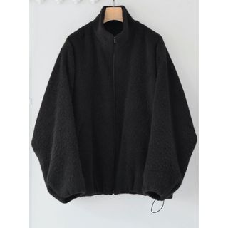 yoke ヨーク　fake leather ブルゾン