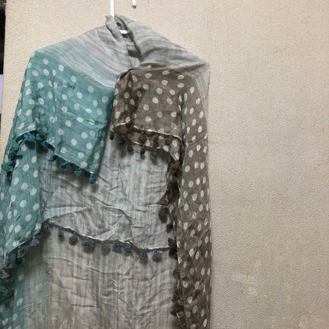 ストール　ビッグ　中古 レディースのファッション小物(ストール/パシュミナ)の商品写真