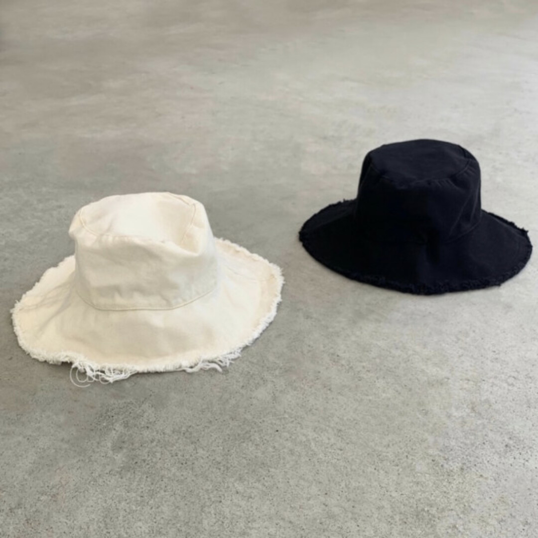 フリンジ フレア ハット ホワイト レディース つば広 帽子 エクリュ 帽子 レディースの帽子(ニット帽/ビーニー)の商品写真