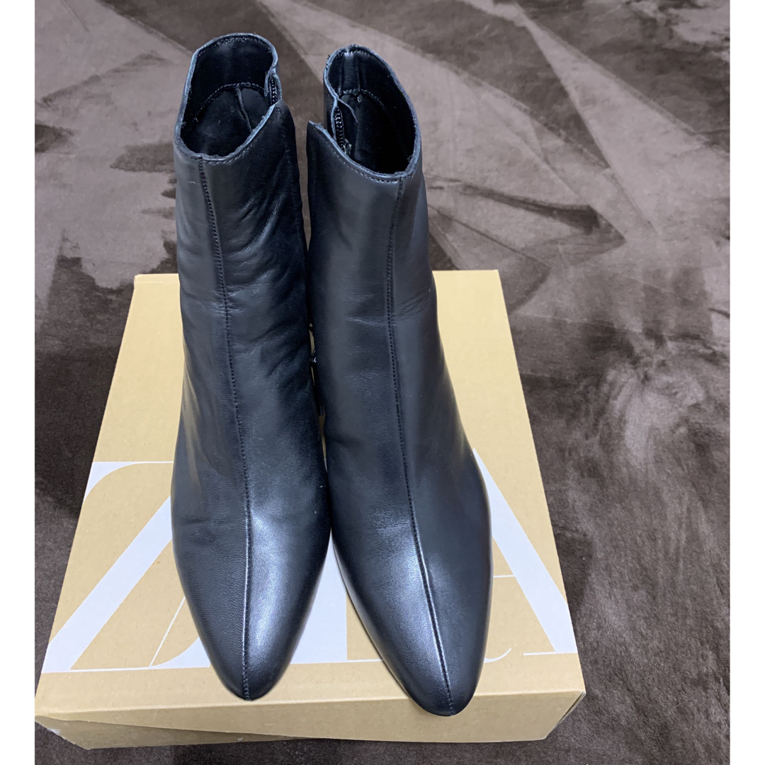ZARA(ザラ)のZara ブーツ　27.3センチ レディースの靴/シューズ(ブーツ)の商品写真