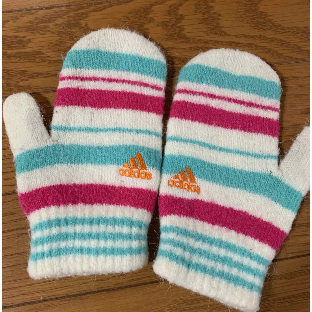 adidas(アディダス)のアディダス adidas ニット手袋 キッズ/ベビー/マタニティのこども用ファッション小物(手袋)の商品写真