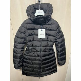 売り切り❤MONCLER❣️未使用に近いジャケット