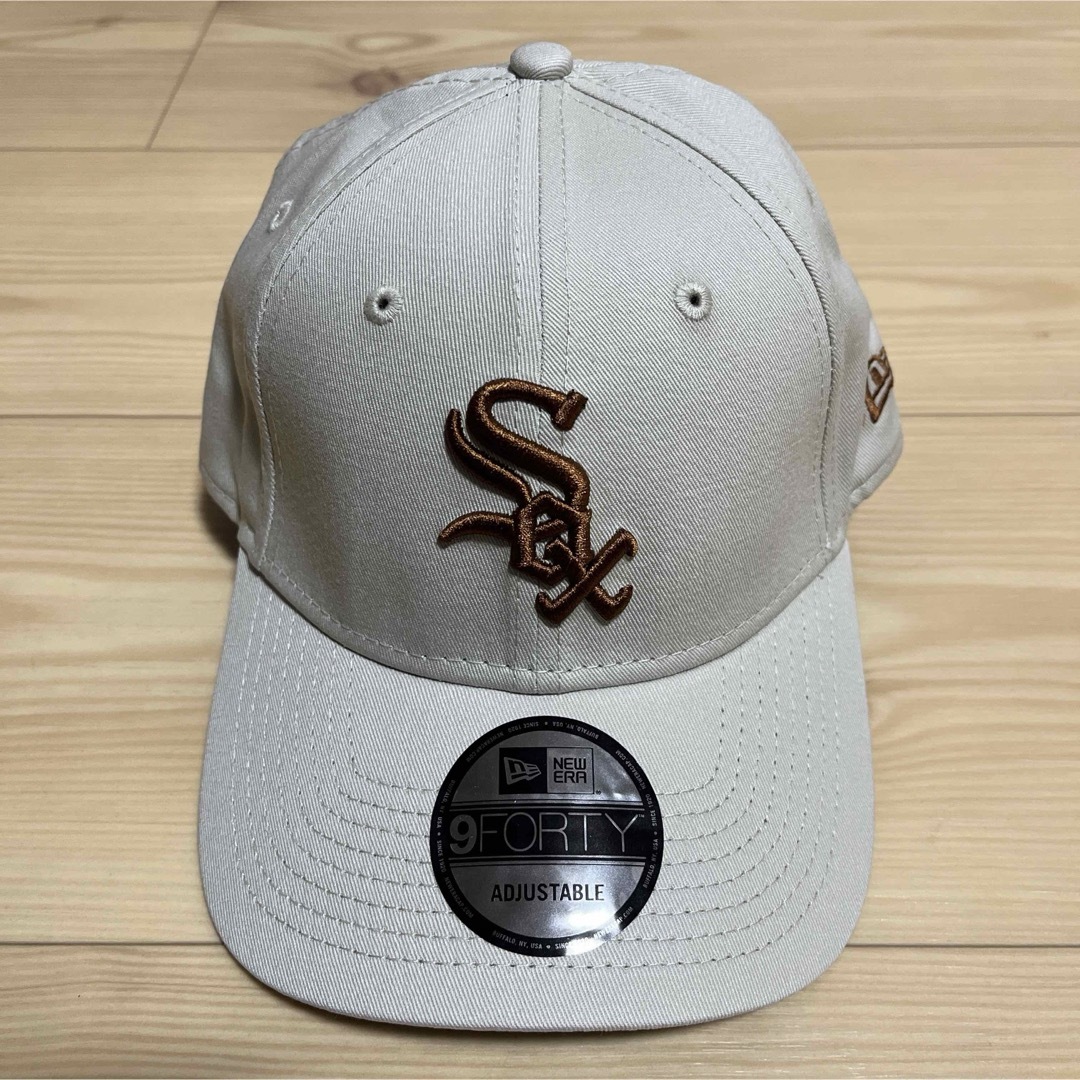 NEW ERA(ニューエラー)のニューエラ　NEW ERA キャップ　Sox ホワイトソックス　ベージュ メンズの帽子(キャップ)の商品写真