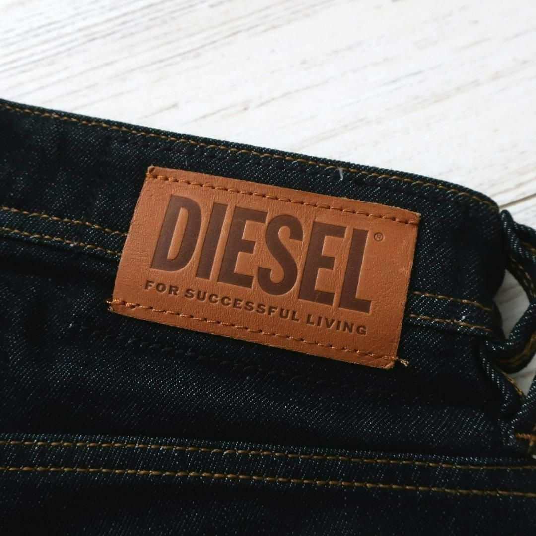 新品 DIESEL LARKEE-X ストレッチ ジーンズ ストレート W30