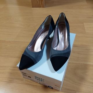 ギンザカネマツ(GINZA Kanematsu)の未使用　銀座かねまつ　スエードパンプス(ハイヒール/パンプス)