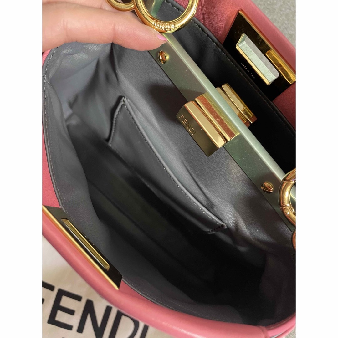 FENDI - FENDI フェンディ ピーカーブー ミニ ピンク ラッピー付きの