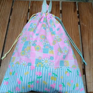 T9入園入学準備　ピンクス　花柄水玉pinks　体育着袋お着替え袋巾着袋　女の子(体操着入れ)