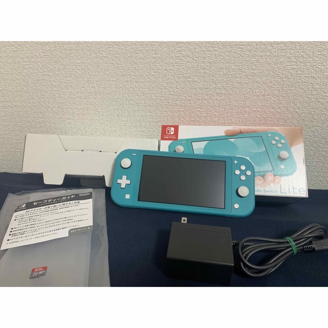 Nintendo Switch - 【2022年製】【極美品】Switchライト本体 ...