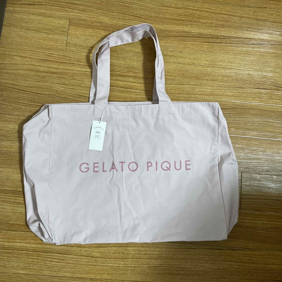 gelato pique(ジェラートピケ)のfameさま専用⭐︎ジェラートピケ ロゴトートバッグ⭐︎ レディースのバッグ(トートバッグ)の商品写真