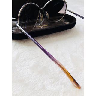 保障できる】 TOM 新品 ケース付キャットアイサングラス サングラス
