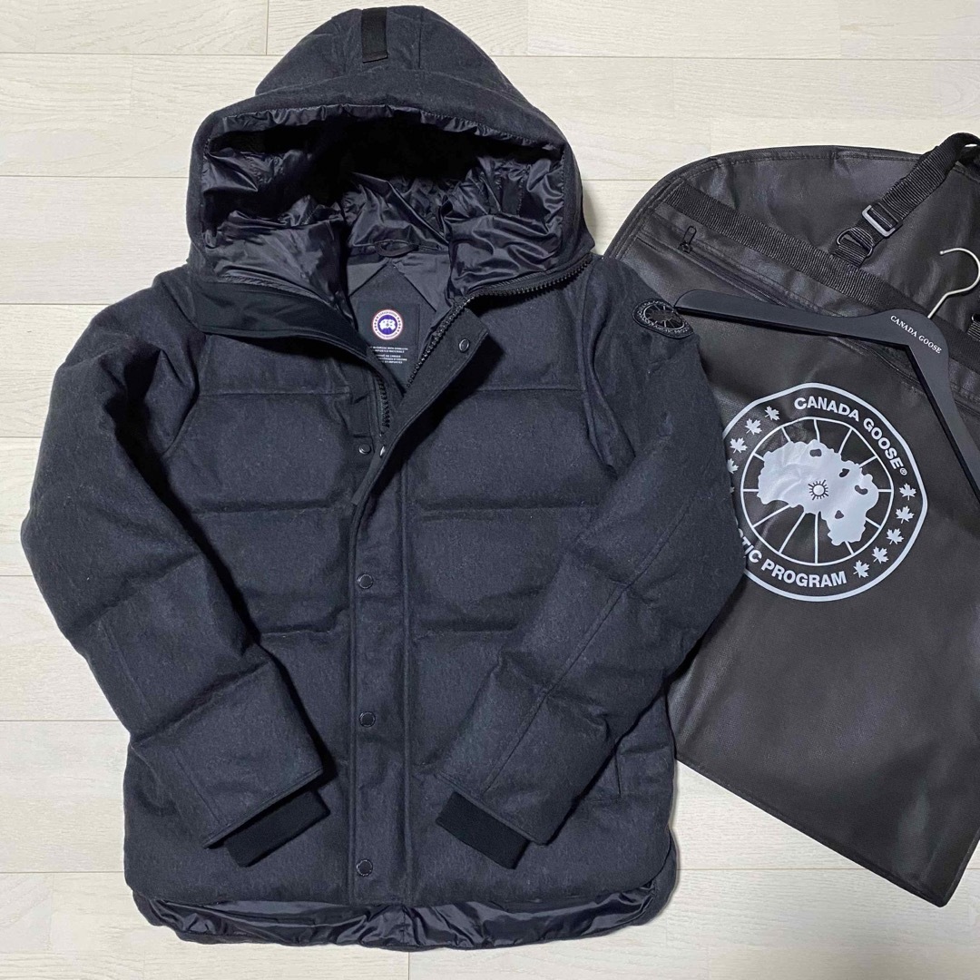 極美品 カナダグースCANADAGOOSE,BRONTE,ネイビー(濃紺) S-