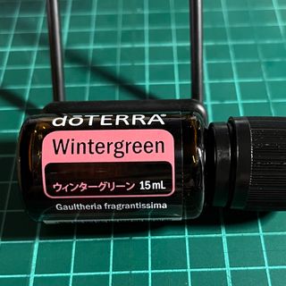 ドテラ　ウインターグリーン　アロマオイル　15ml(エッセンシャルオイル（精油）)