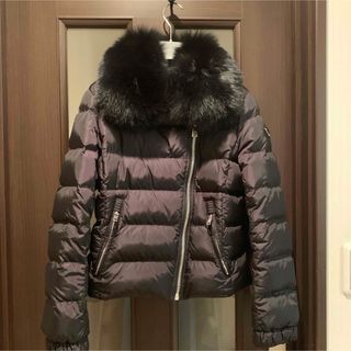 プラダ ダウンコートの通販 400点以上 | PRADAを買うならラクマ
