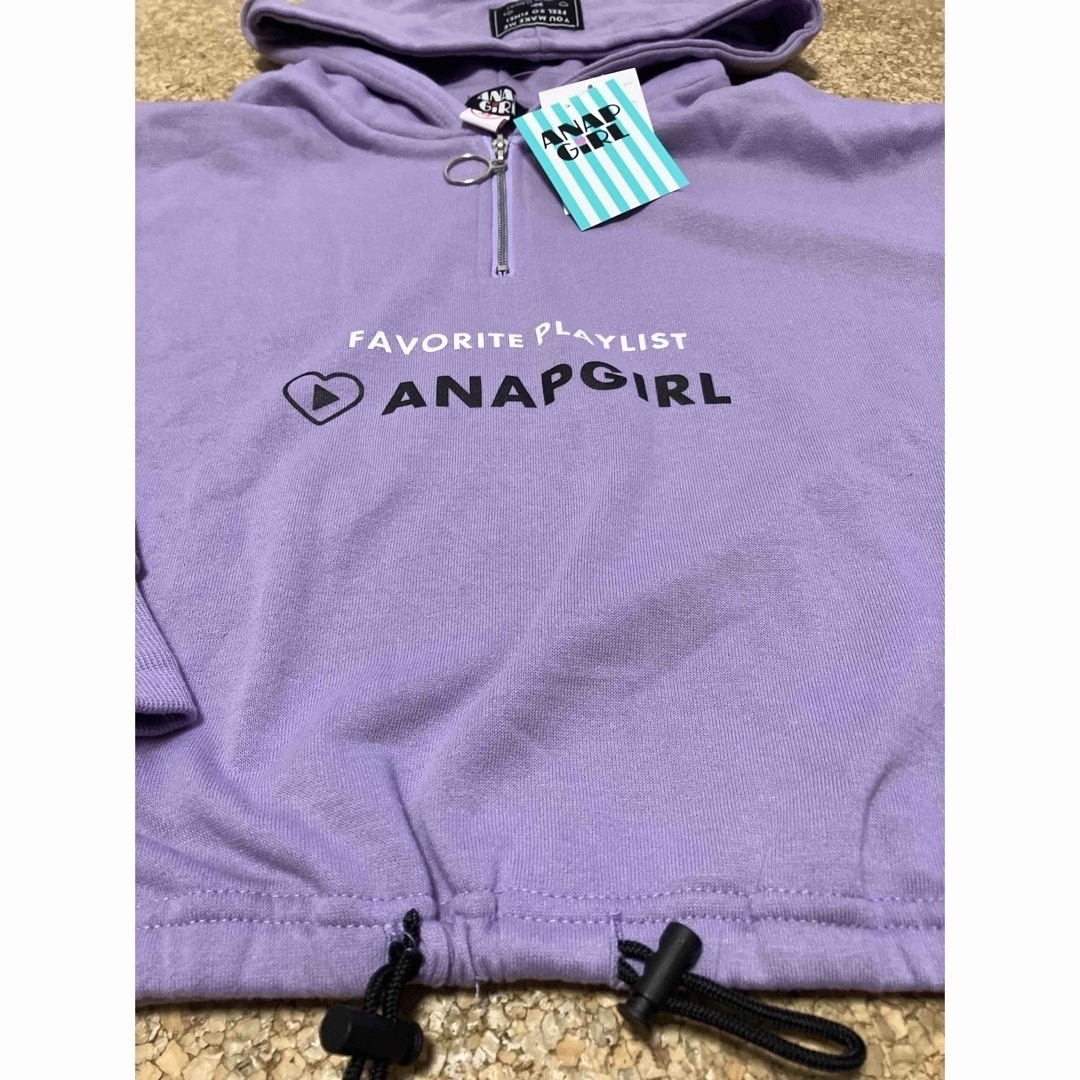 ANAP GiRL(アナップガール)の新品タグ付　ANAP GiRL  M   160フード付き　シャツ　トレーナー  キッズ/ベビー/マタニティのキッズ服女の子用(90cm~)(Tシャツ/カットソー)の商品写真