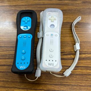 ウィー(Wii)のWiiリモコン白・ブルー  最終値下げ！(その他)