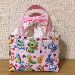 No.27  保冷ランチバッグ　持ち手付きお弁当袋　ハンドメイド(ランチボックス巾着)