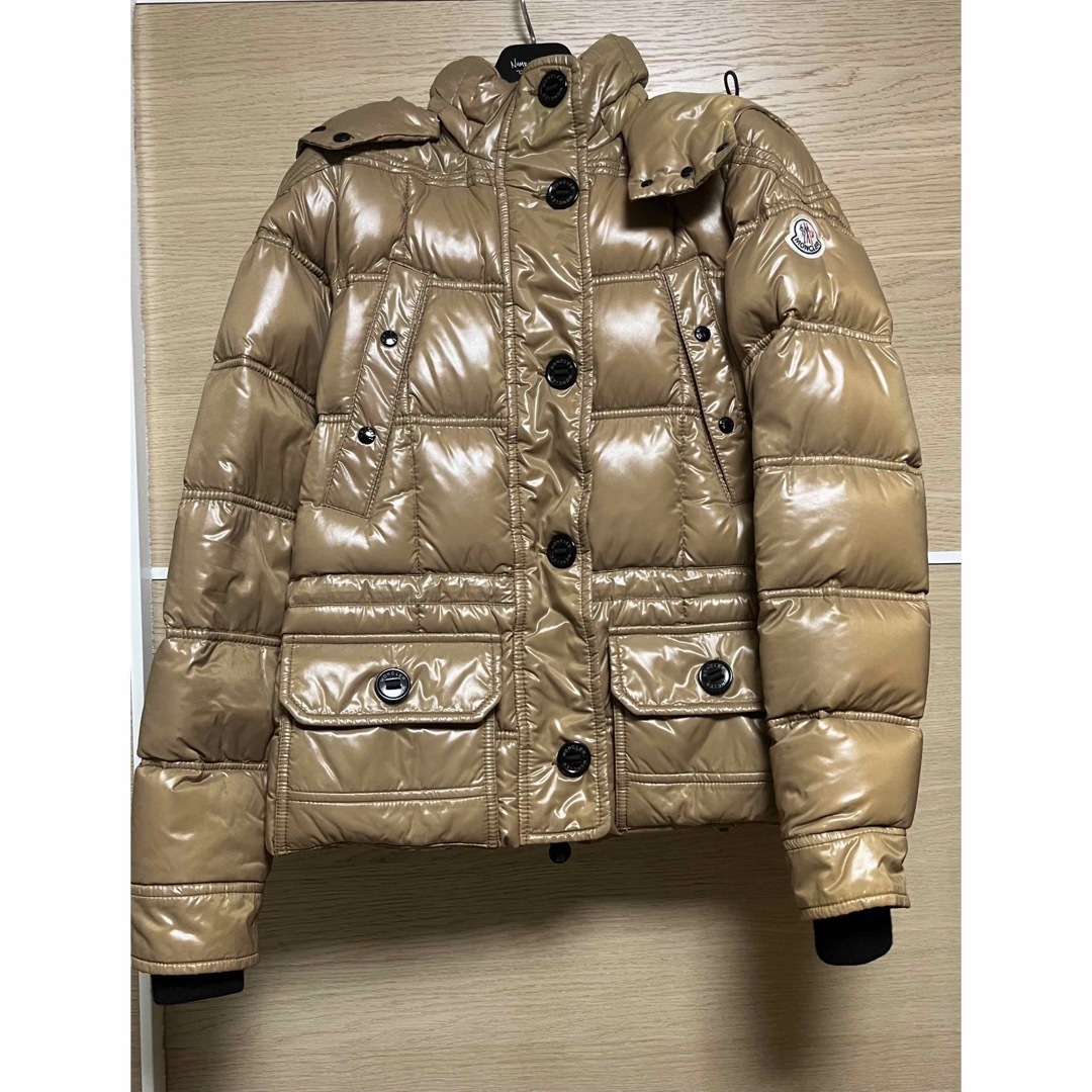 MONCLER(モンクレール)のモンクレール　レディース　サイズ00 レディースのジャケット/アウター(ダウンジャケット)の商品写真