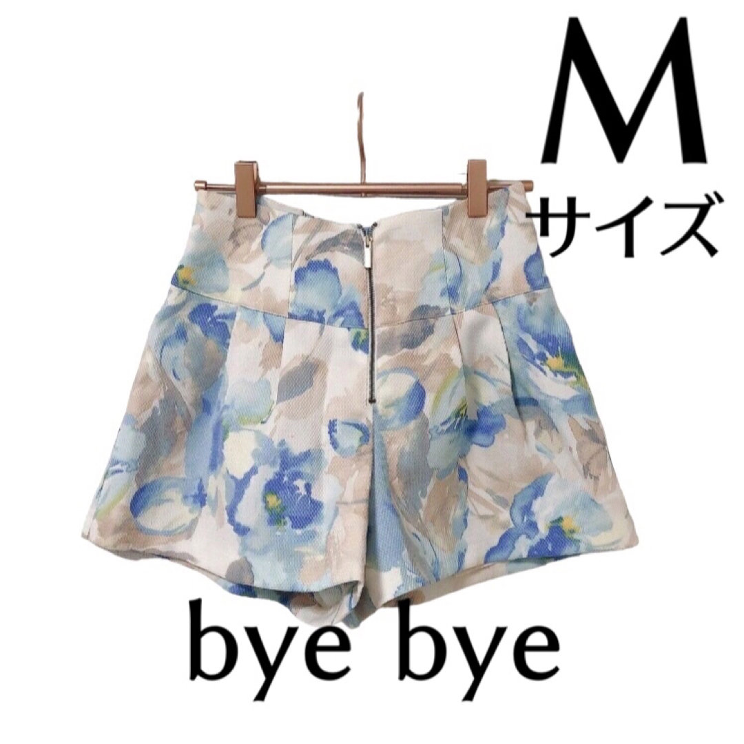 ByeBye(バイバイ)のbyebye 柄ショートパンツ　Mサイズ　バイバイ レディースのパンツ(ショートパンツ)の商品写真