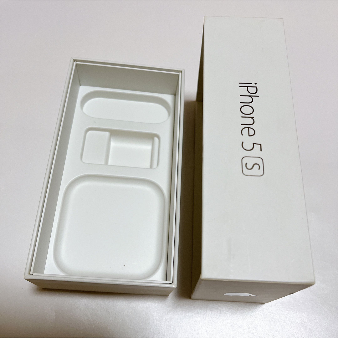 iPhone(アイフォーン)のiPhone5s 箱 エンタメ/ホビーのコレクション(その他)の商品写真