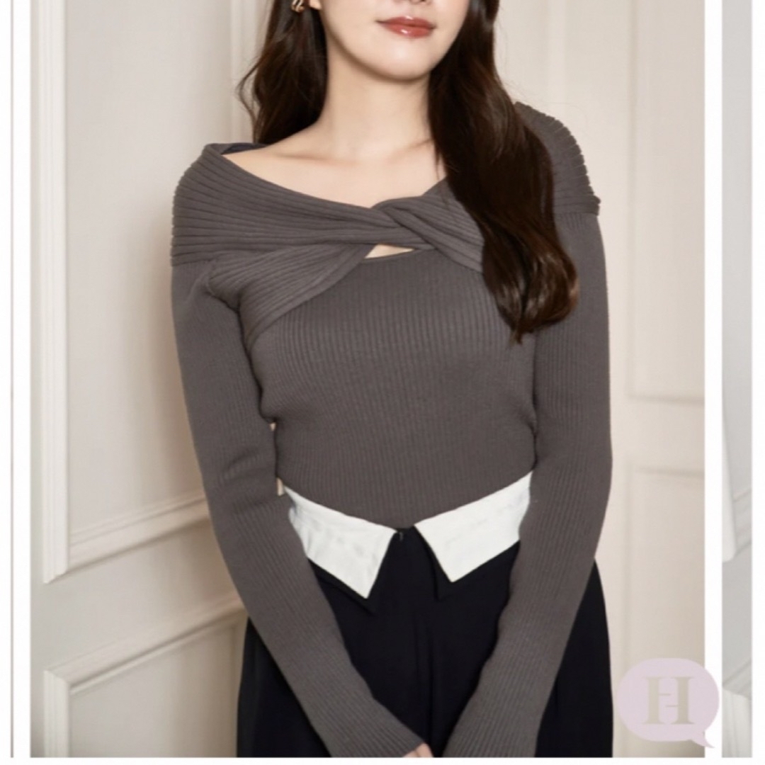 her lip to Twist Cut-Out Rib Knit Top her lip to Twist Cut-Out Rib Knit Top