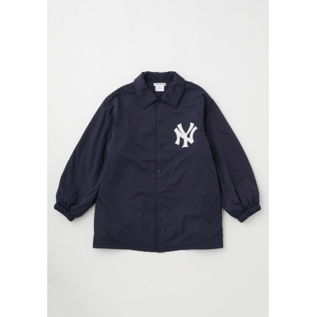 moussy(マウジー)のMLB OVERSIZED COACH JACKET レディースのジャケット/アウター(ナイロンジャケット)の商品写真