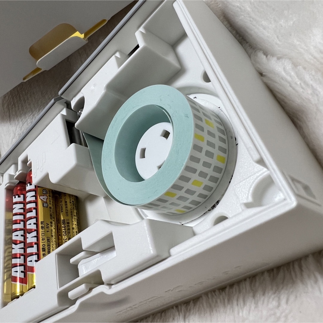 テーププリンター こはる ホワイト MP20シロ(1台入) インテリア/住まい/日用品のオフィス用品(OA機器)の商品写真
