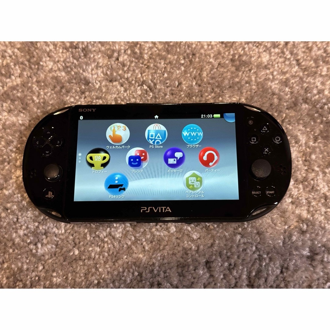 PlayStation Vita(プレイステーションヴィータ)のPlayStation Vita エンタメ/ホビーのゲームソフト/ゲーム機本体(携帯用ゲーム機本体)の商品写真