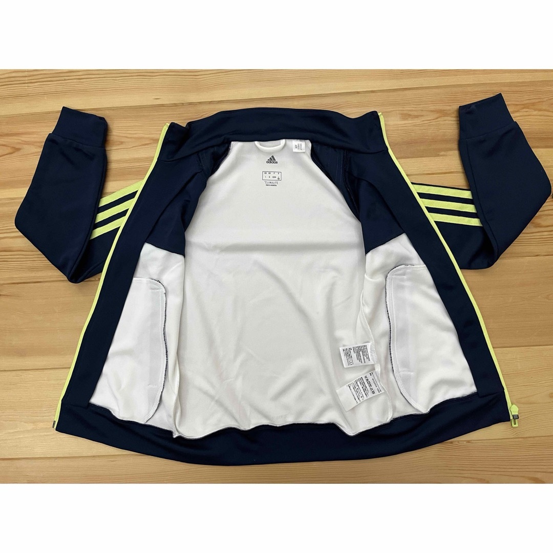 adidas(アディダス)のアディダス ジャージ　キッズ　130 キッズ/ベビー/マタニティのキッズ服女の子用(90cm~)(ジャケット/上着)の商品写真