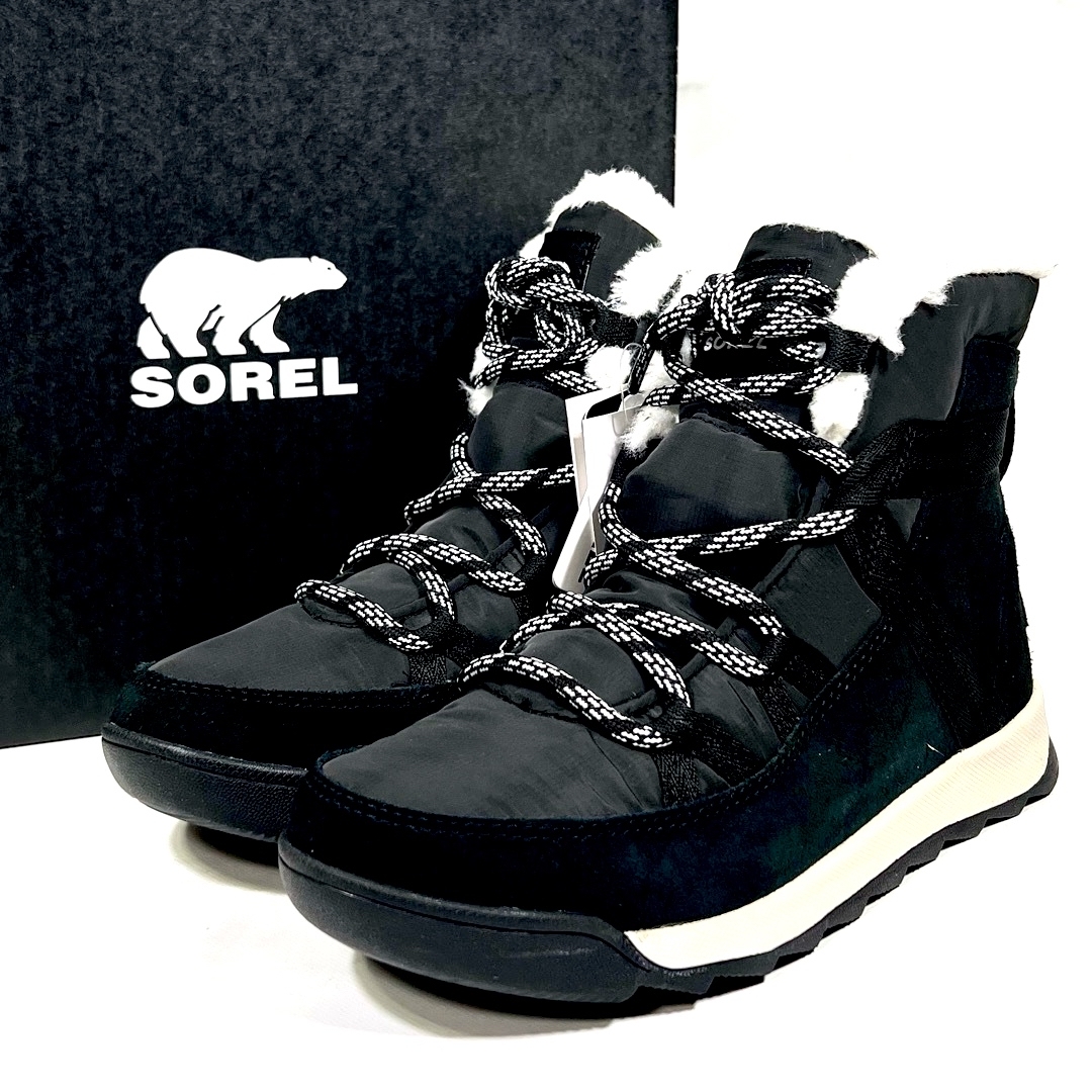 SOREL(ソレル)の【新品未使用】ソレル ウィットニーIIフルーリー WP ブーツ 黒 22.5タグ レディースの靴/シューズ(ブーツ)の商品写真