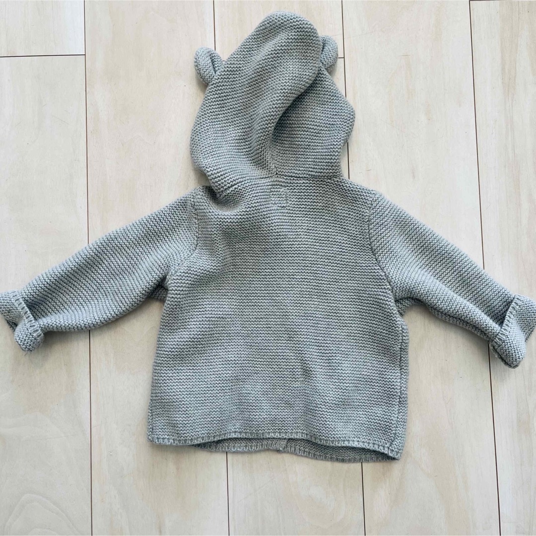 babyGAP(ベビーギャップ)のGAP くま耳 ニットカーディガン　80センチ キッズ/ベビー/マタニティのベビー服(~85cm)(カーディガン/ボレロ)の商品写真