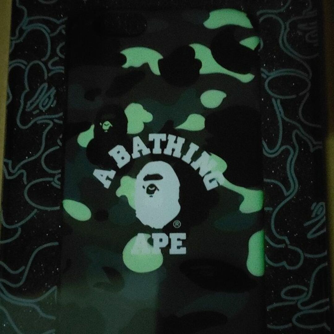 A BATHING APE(アベイシングエイプ)のiPhone6 アベイシングエイプ カレッジロゴ 609b スマホ/家電/カメラのスマホアクセサリー(iPhoneケース)の商品写真