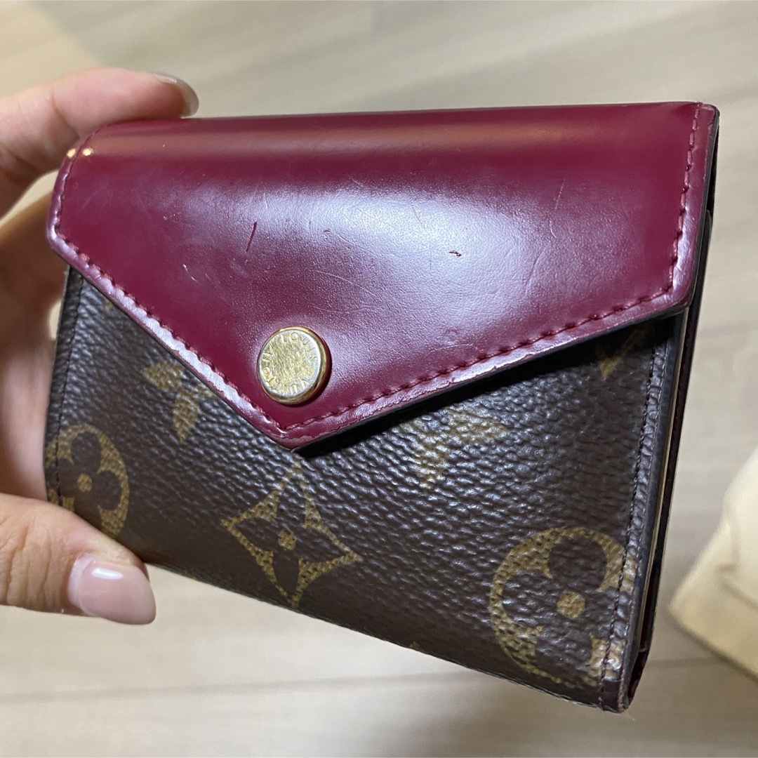 ルイヴィトン 三つ折り財布 ポルトフォイユ・ゾエ