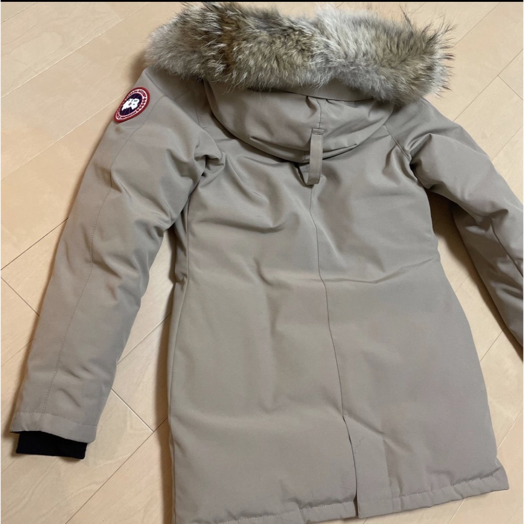 CANADA GOOSE(カナダグース)のカナダグース　ビクトリアパーカーXS レディースのジャケット/アウター(ダウンジャケット)の商品写真