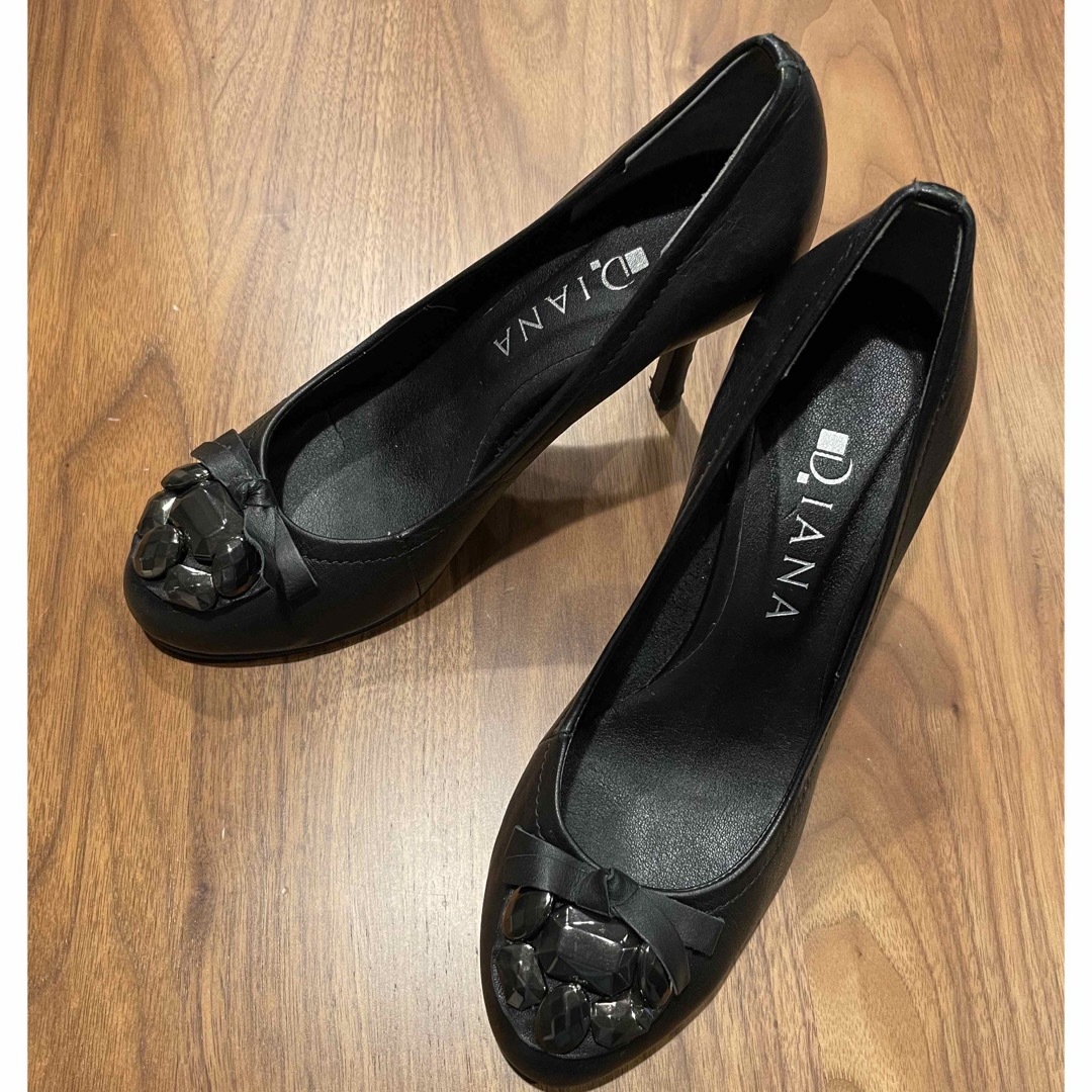 DIANA(ダイアナ)のDIANA  ダイアナ　パンプス　23.5cm レディースの靴/シューズ(ハイヒール/パンプス)の商品写真