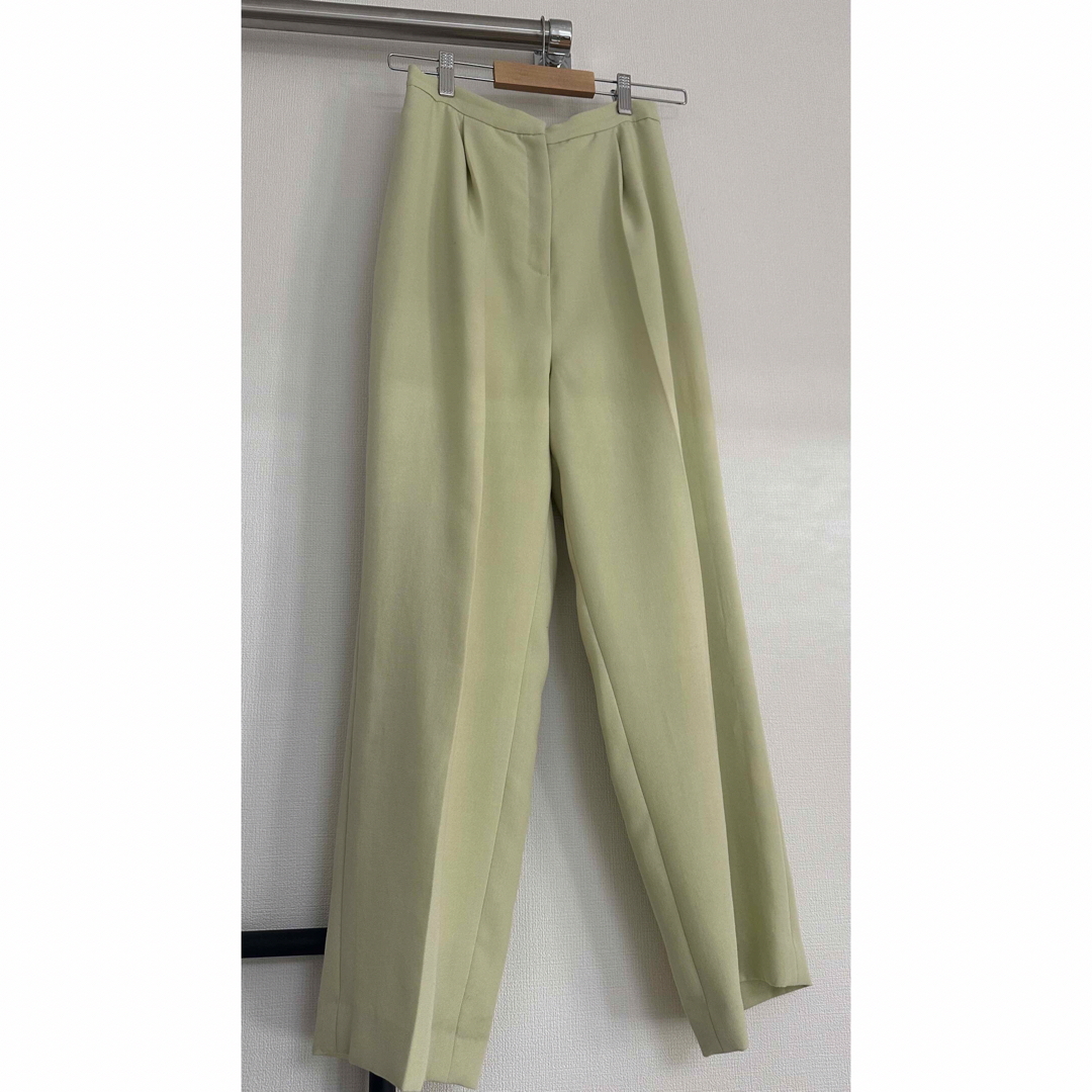 TODAYFUL(トゥデイフル)のPique Tuck Trousers （TODAYFUL） レディースのパンツ(カジュアルパンツ)の商品写真